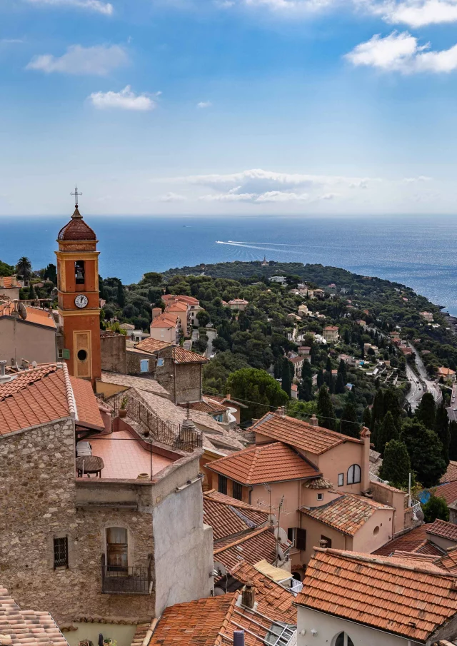 roquebrune-village-vue-sur-le-cap-martin-pango-visual.jpg