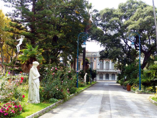 Palais Carnolès Jardin