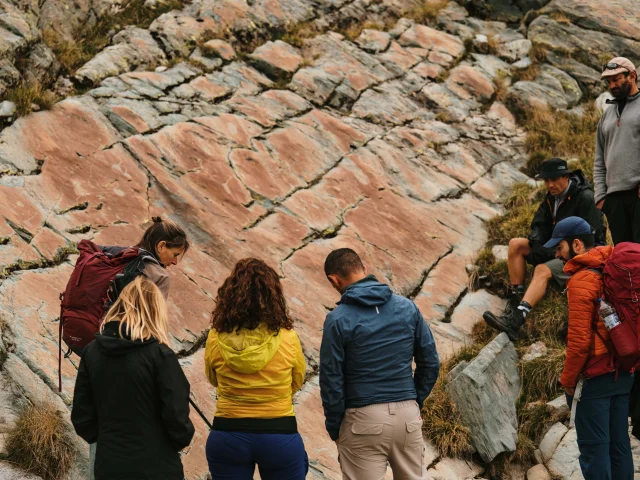 Visite Guidee Gravures Rupestres Vallee De Fontanalbe Parc National Du Mercantour Gravures Pango Visual